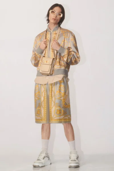 Look 19